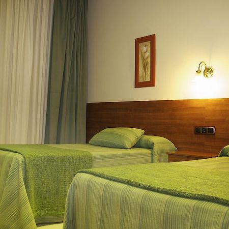 Hostal El Catalan Madrid Room photo