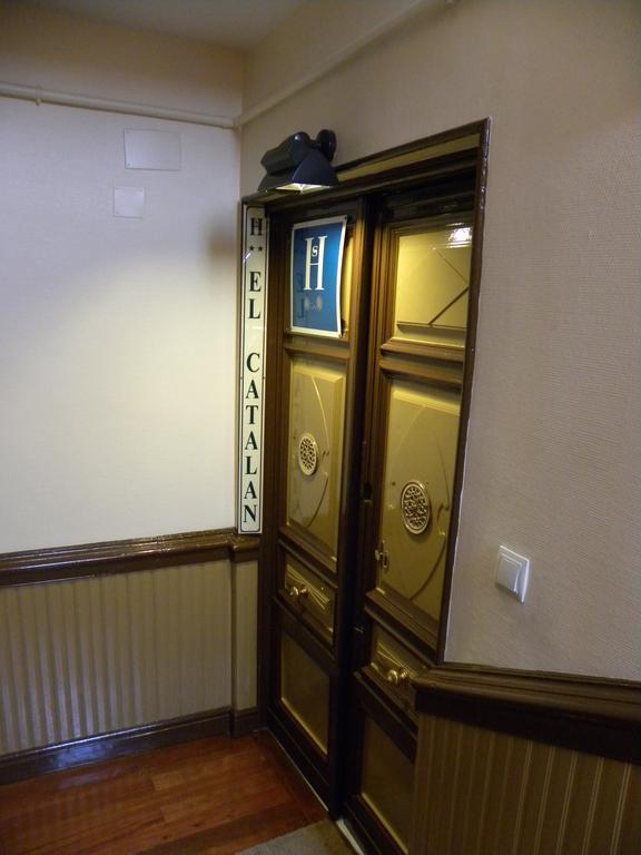 Hostal El Catalan Madrid Exterior photo